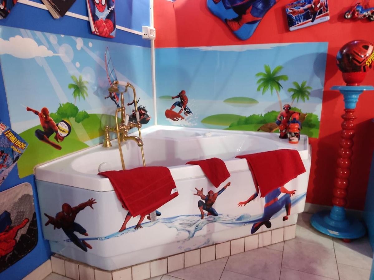 Spiderman House Hotel Catania Exterior photo